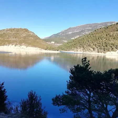 Rez De Jardin Dans Quartier Calme Et Ensoleille