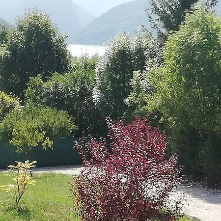 Rez De Jardin Dans Quartier Calme Et Ensoleille *