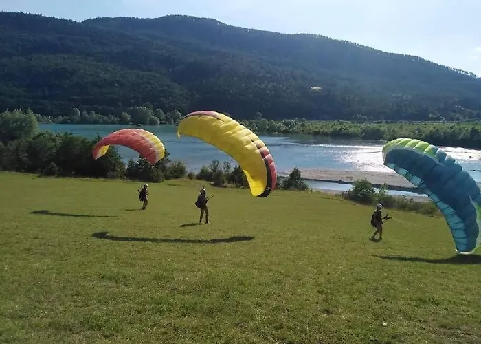 Villa Rez De Jardin Dans Quartier Calme Et Ensoleille *